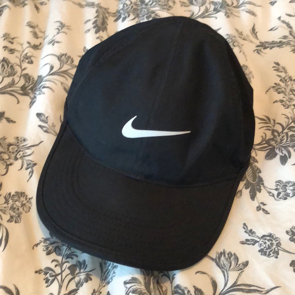 Black Nike Baseball Hat
